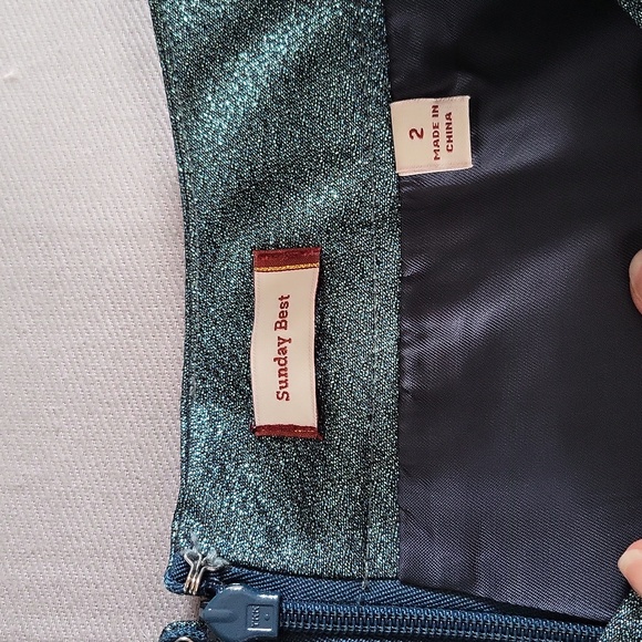 Sunday Best pleated shimmer mini skirt - Picture 2 of 3